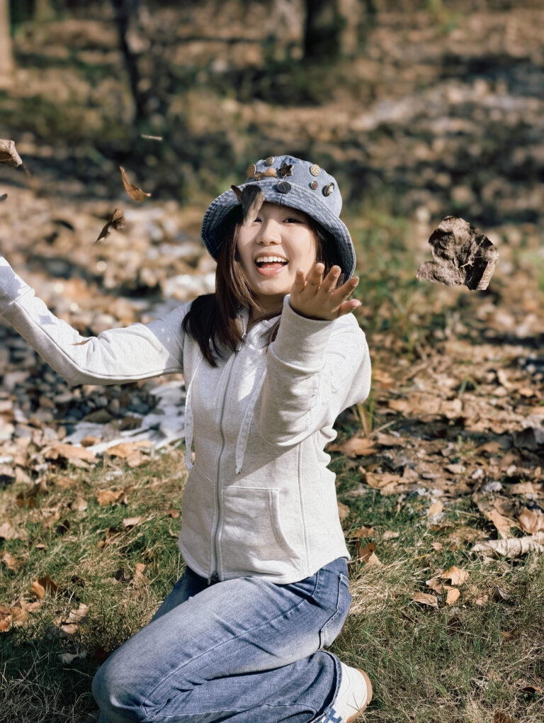 format: 0; filter: 189; fileterIntensity: 0.8; filterMask: 0; captureOrientation: 90;
runfunc: 0; algolist: 0;
multi-frame: 1;
brp_mask:0;
brp_del_th:0.0000,0.0000;
brp_del_sen:0.0000,0.0000;
motionR: 3;
delta:1;
bokeh:1;
module: portrait;hw-remosaic: false;touch: (-1.0, -1.0);sceneMode: 13107200;cct_value: 0;AI_Scene: (-1, -1);aec_lux: 111.0;aec_lux_index: 0;albedo:  ;confidence:  ;motionLevel: -1;weatherinfo: weather??, icon:0, weatherInfo:100;temperature: 35;zeissColor: bright;