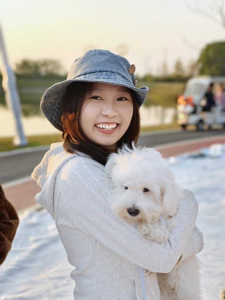 format: 2; filter: null; fileterIntensity: null; filterMask: null; captureOrientation: 90;
runfunc: 0; algolist: 0;
multi-frame: 1;
brp_mask:0;
brp_del_th:0.0000,0.0000;
brp_del_sen:0.0000,0.0000;
motionR: 3;
delta:1;
bokeh:1;
module: portrait;hw-remosaic: false;touch: (-1.0, -1.0);sceneMode: 12582912;cct_value: 0;AI_Scene: (0, 0);aec_lux: 161.0;aec_lux_index: 0;albedo:  ;confidence:  ;motionLevel: -1;weatherinfo: weather??, icon:0, weatherInfo:100;temperature: 35;zeissColor: bright;