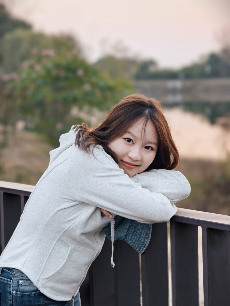 format: 0; filter: 2201; fileterIntensity: 0.0; filterMask: 0; captureOrientation: 90;
runfunc: 0; algolist: 0;
multi-frame: 1;
brp_mask:0;
brp_del_th:0.0000,0.0000;
brp_del_sen:0.0000,0.0000;
motionR: 3;
delta:1;
bokeh:1;
module: portrait;hw-remosaic: false;touch: (-1.0, -1.0);sceneMode: 13107200;cct_value: 0;AI_Scene: (37, 0);aec_lux: 221.0;aec_lux_index: 0;albedo:  ;confidence:  ;motionLevel: 3;weatherinfo: weather??, icon:0, weatherInfo:100;temperature: 35;zeissColor: bright;