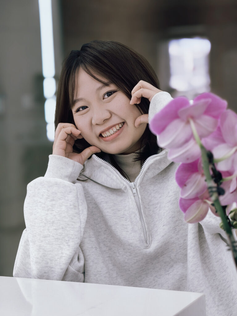 format: 0; filter: 189; fileterIntensity: 0.8; filterMask: 0; captureOrientation: 90;
runfunc: 0; algolist: 0;
multi-frame: 1;
brp_mask:0;
brp_del_th:0.0000,0.0000;
brp_del_sen:0.0000,0.0000;
motionR: 3;
delta:1;
bokeh:1;
module: portrait;hw-remosaic: false;touch: (-1.0, -1.0);sceneMode: 13107200;cct_value: 0;AI_Scene: (0, 0);aec_lux: 216.0;aec_lux_index: 0;albedo:  ;confidence:  ;motionLevel: -1;weatherinfo: weather??, icon:14, weatherInfo:100;temperature: 31;zeissColor: bright;